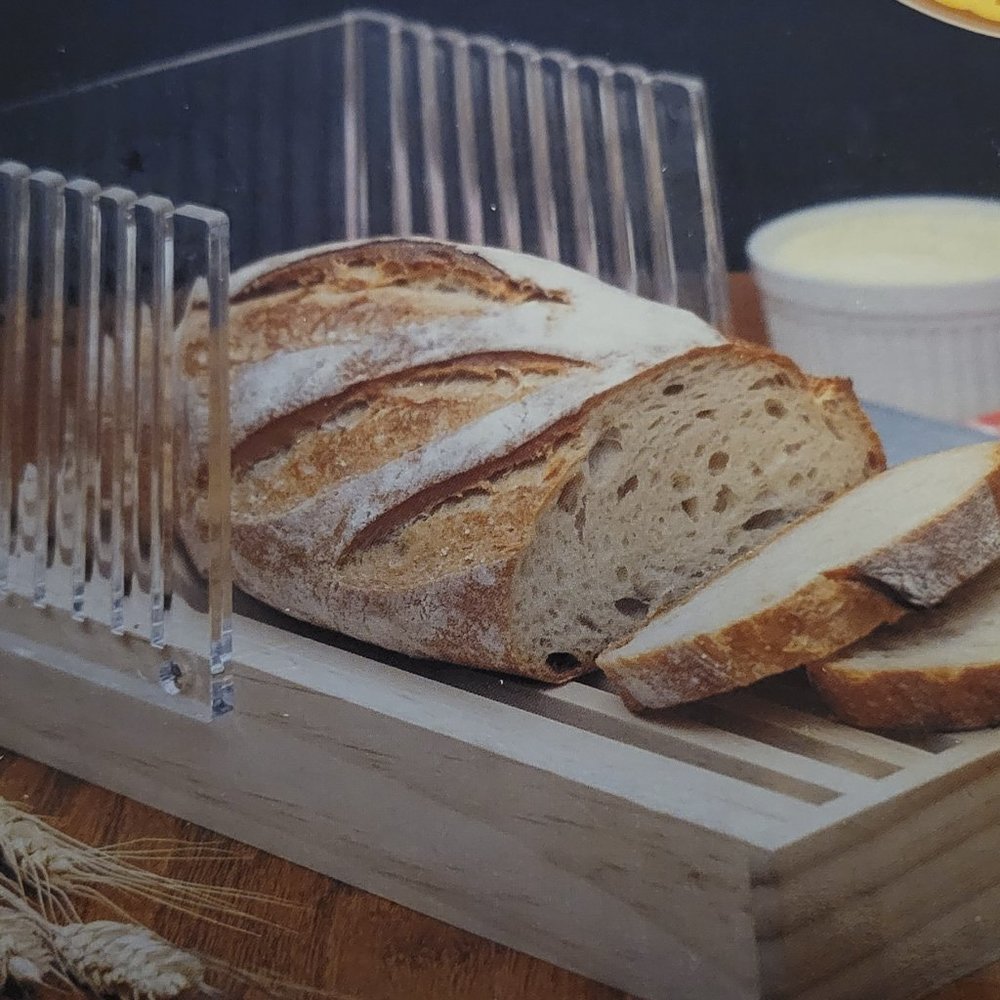 Easy To Use Bread Slicing Guide - Picture 3 of 7